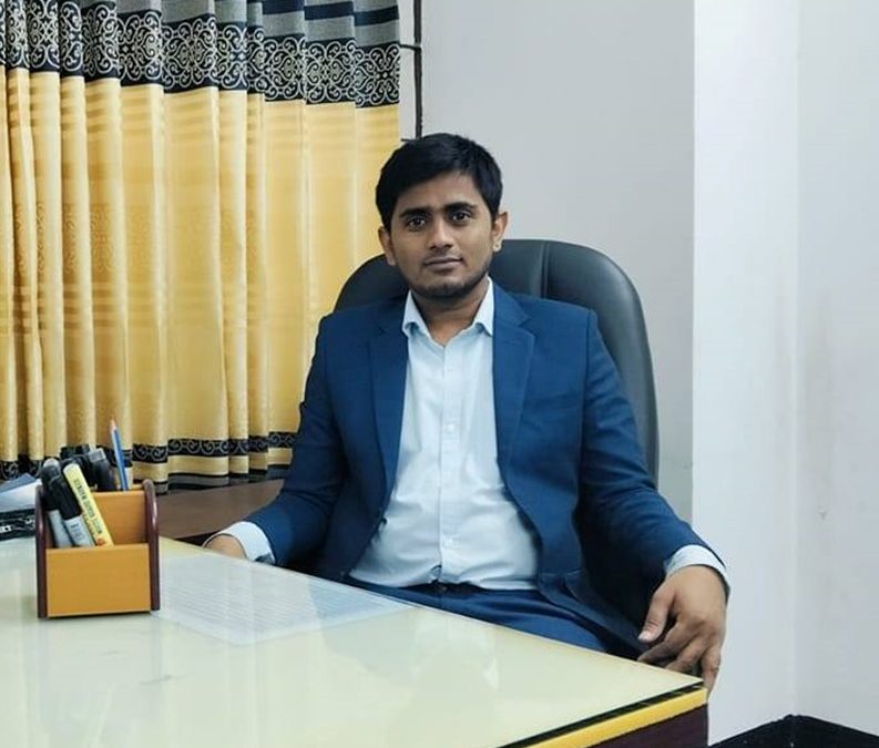 কাদামাটি থেকে উঠে এসে ডুয়েটের শিক্ষক